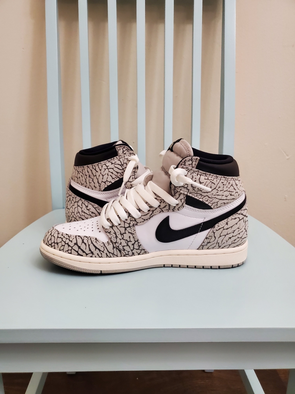 Nike Women’s High-Top Sneakers in White and Black Crackle